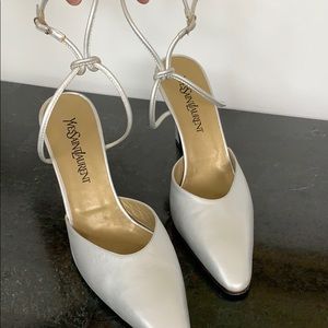 Yves Saint Laurent Pumps 4” Size 10 Never Worn
